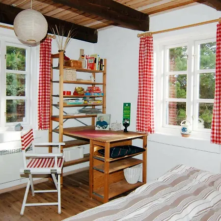 Holiday home 5 Person In Bl Vand